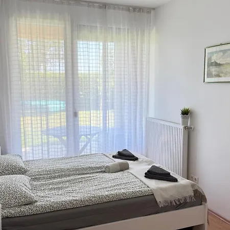 Balaton Nova Apartment-beachfront Apartamento
