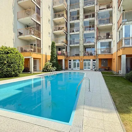 Balaton Nova Apartment-beachfront Apartamento Siófok