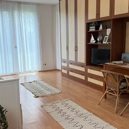 Balaton Nova Apartment-beachfront